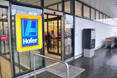 Почему сеть Aldi в Австрии называется Hofer