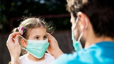 Коронавирус: ВОЗ рекомендовал носить защитные маски детям с 12 лет