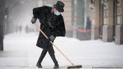 Как немцы борются со снегом и льдом?