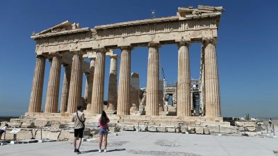 Греция продлила прежний порядок въезда иностранцев