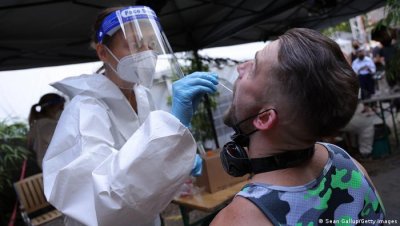 Экспресс-тесты на коронавирус в ФРГ с октября перестанут быть бесплатными
